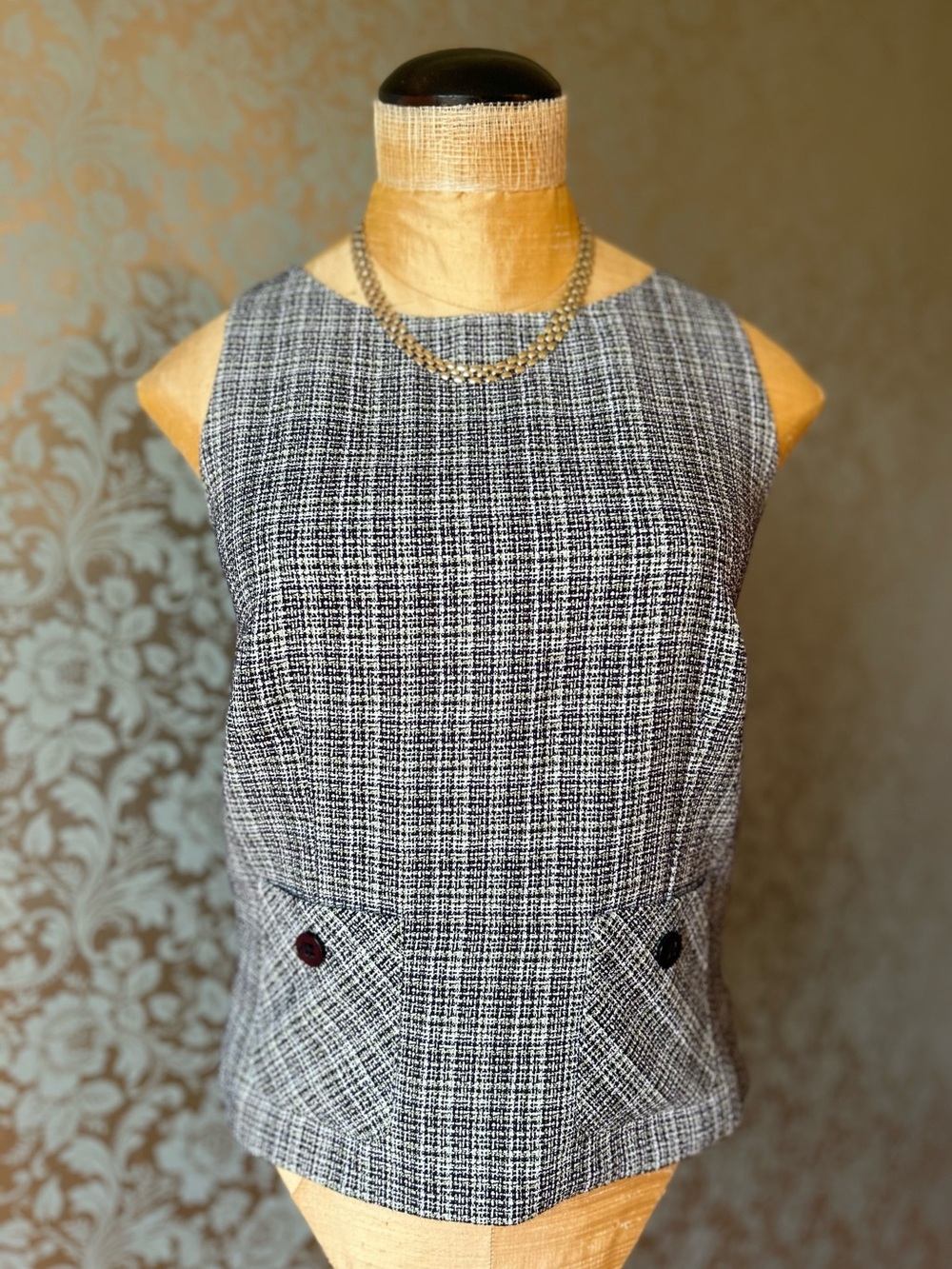 Vintage Tweed Sleeveless Back Button Shell Vest Black White Green